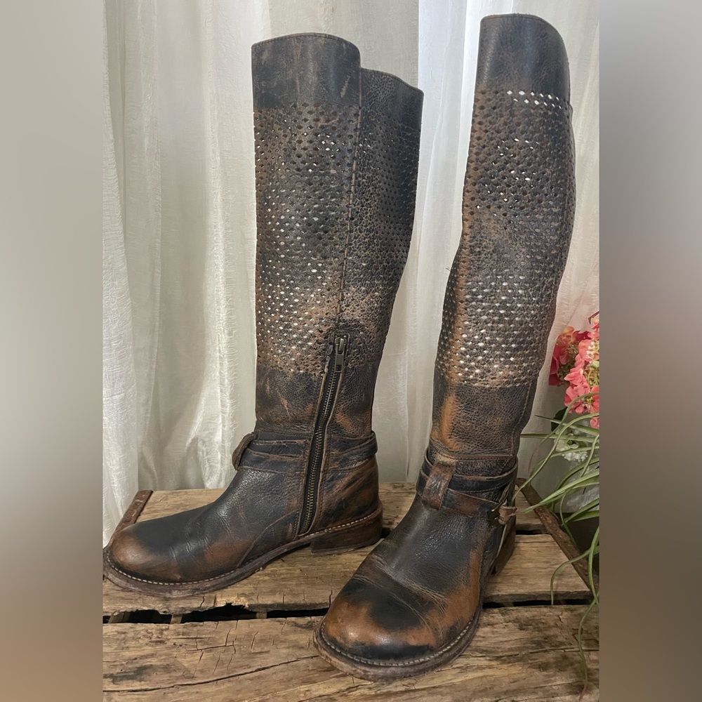 Bed Stu Women’s Biltmore Distressed Moto Boot. 
Size 7.5